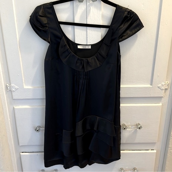 PRADA |Elegant Black Silk Women's Top - Picture 1 of 6